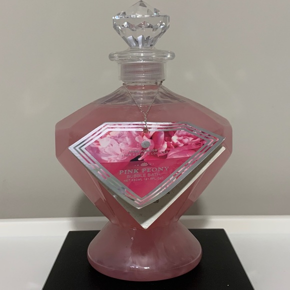 Pure Passion Fine Soaps & Lotions Pink Peony Bubble Bath 21.9 Fl Oz 650 ml NEW - Picture 1 of 2
